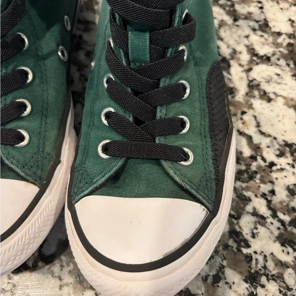 Kids Converse Chuck Taylor All Star High Top Green Velcro Strap Sneakers